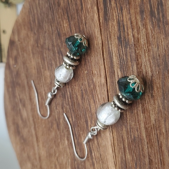 Emerald Victorian revival droplett‎ earrings E2118